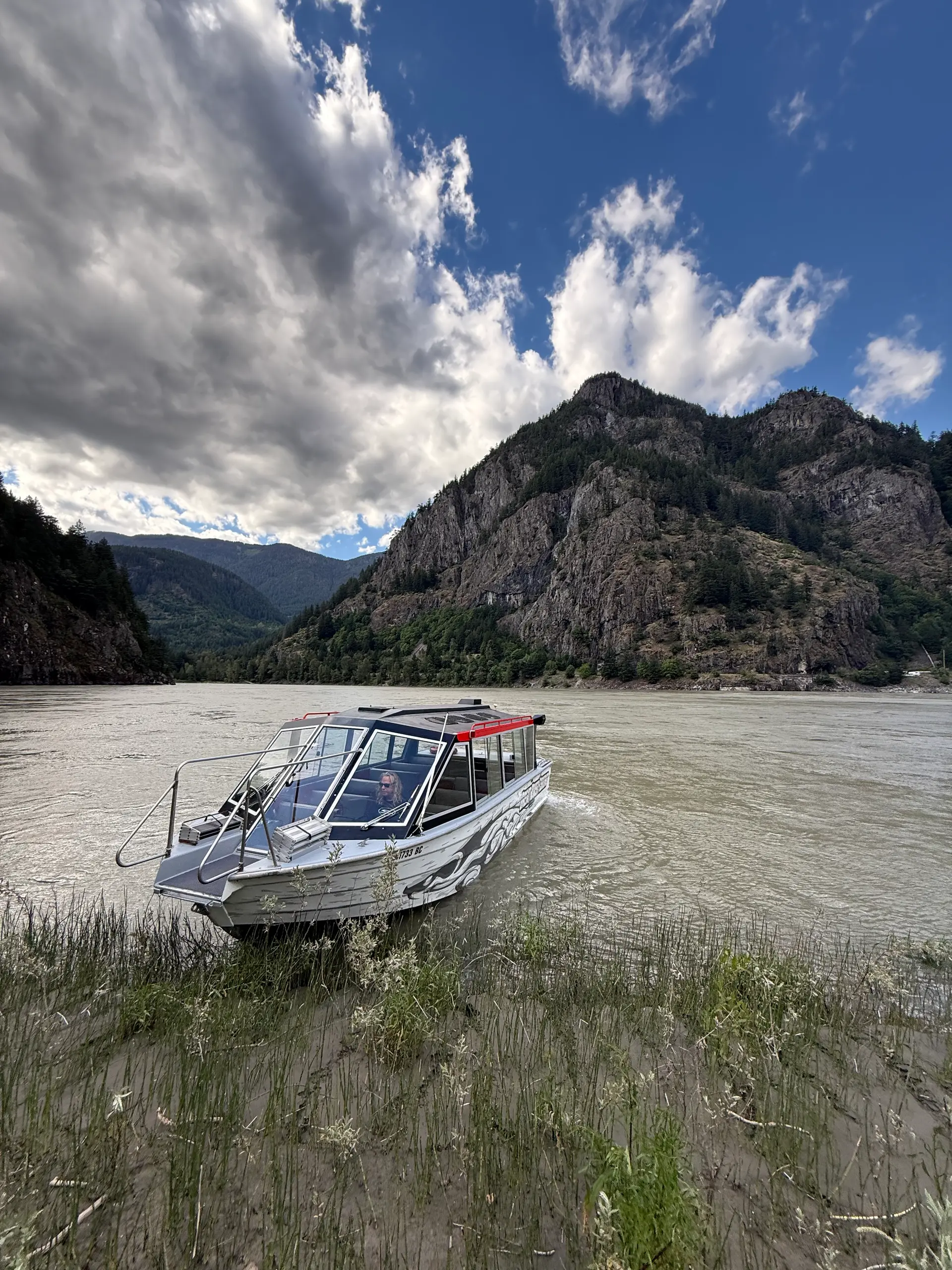 Great River jet boat tours on the Fraser and Harrison rivers