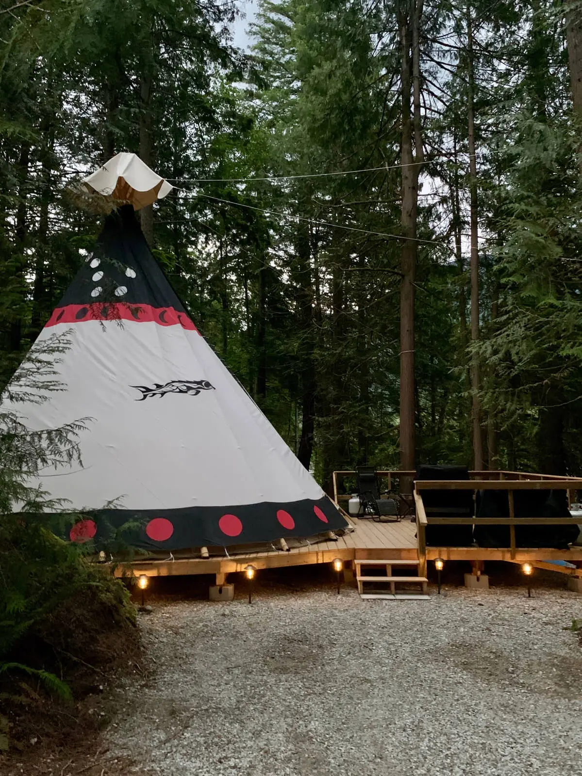 Fraser Canyon Teepee Escape