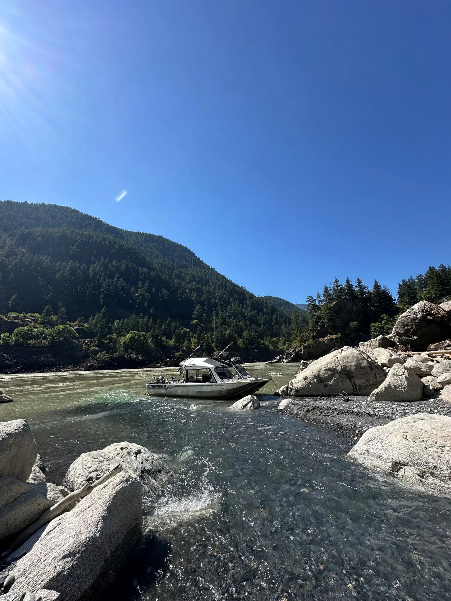 Great River jet boat tours on the Fraser and Harrison rivers